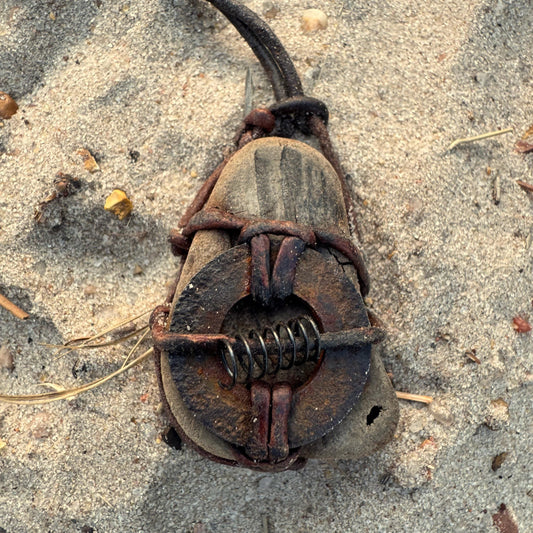 Driftwood Relic Amulet – Wabi-Sabi Primitive Alchemy Artifact from the Caribbean | Rusted Metal Vintage Found Object Artifact Jewelry Unisex KC Industrial Art & Design